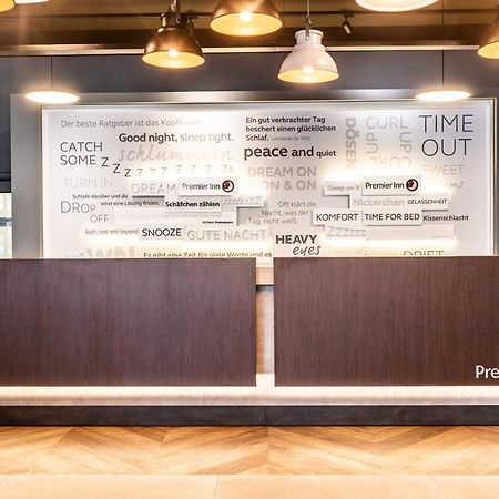 Premier Inn Wuppertal City Centre Buitenkant foto